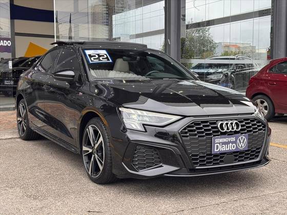 AUDI A3 2.0 40 TFSI MHEV SEDAN PERFORMANCE BLACK S-TRONIC